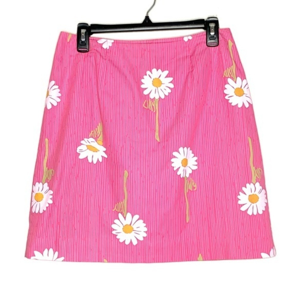 Lilly Pulitzer Pink Skirt with daisy design
